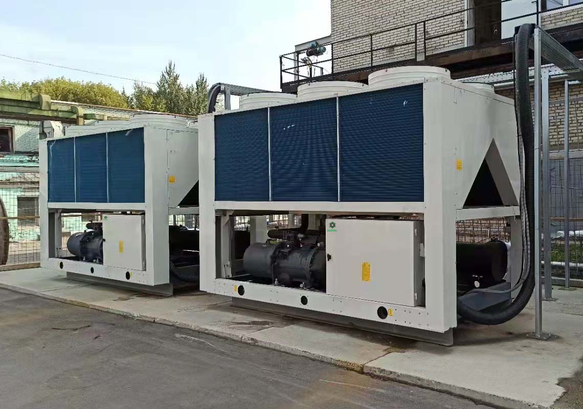 outdoor air cooled screw chiller 
